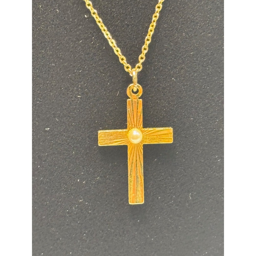 Cross Crucifix Pendant Delicate Crown Trifari Necklace 16 inch Gold Tone